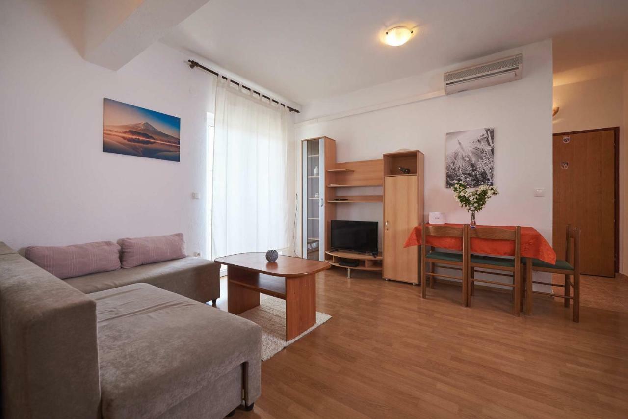 Calypso Apartment
